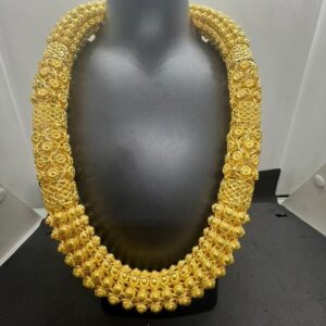 Elegant Gold Necklace